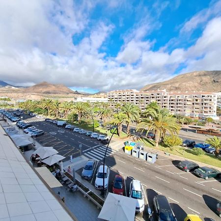 Newly Reformed 2 Bedroom Apartment In The Center Of Los Cristianos Лос-Крістіанос Екстер'єр фото