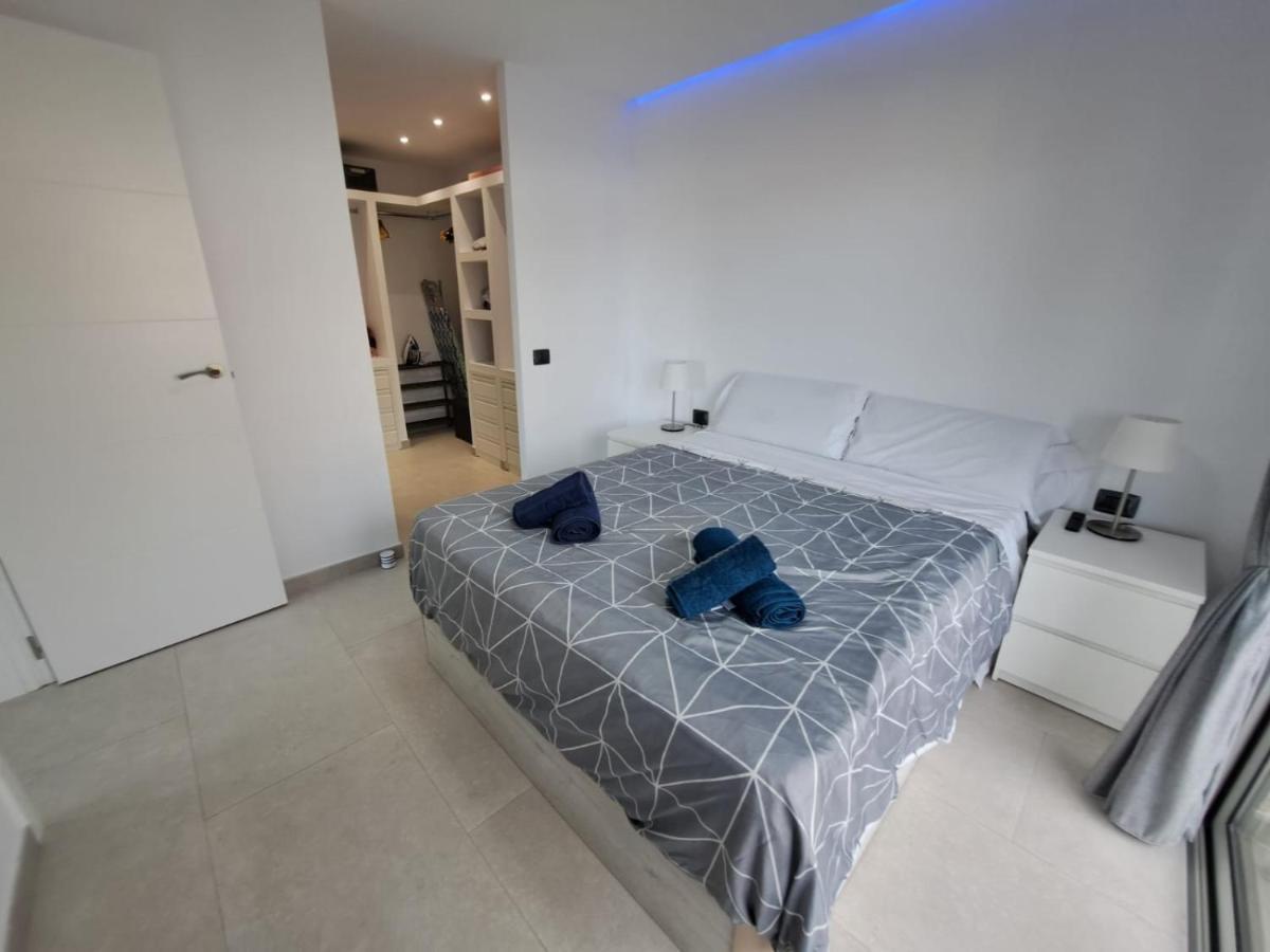 Newly Reformed 2 Bedroom Apartment In The Center Of Los Cristianos Лос-Крістіанос Екстер'єр фото